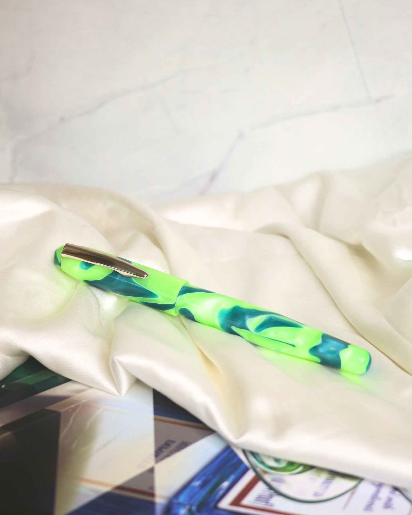 Epitome Swirls Fountain Pen
